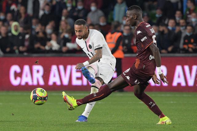 约基奇29+18+16威少22分 掘金加时险胜篮网